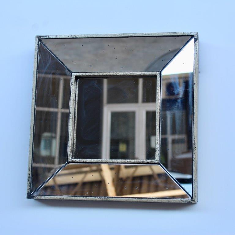 Square Mirror